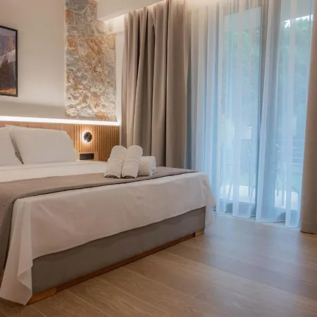 Апарт-отель Three Peaks Elevated 3*
